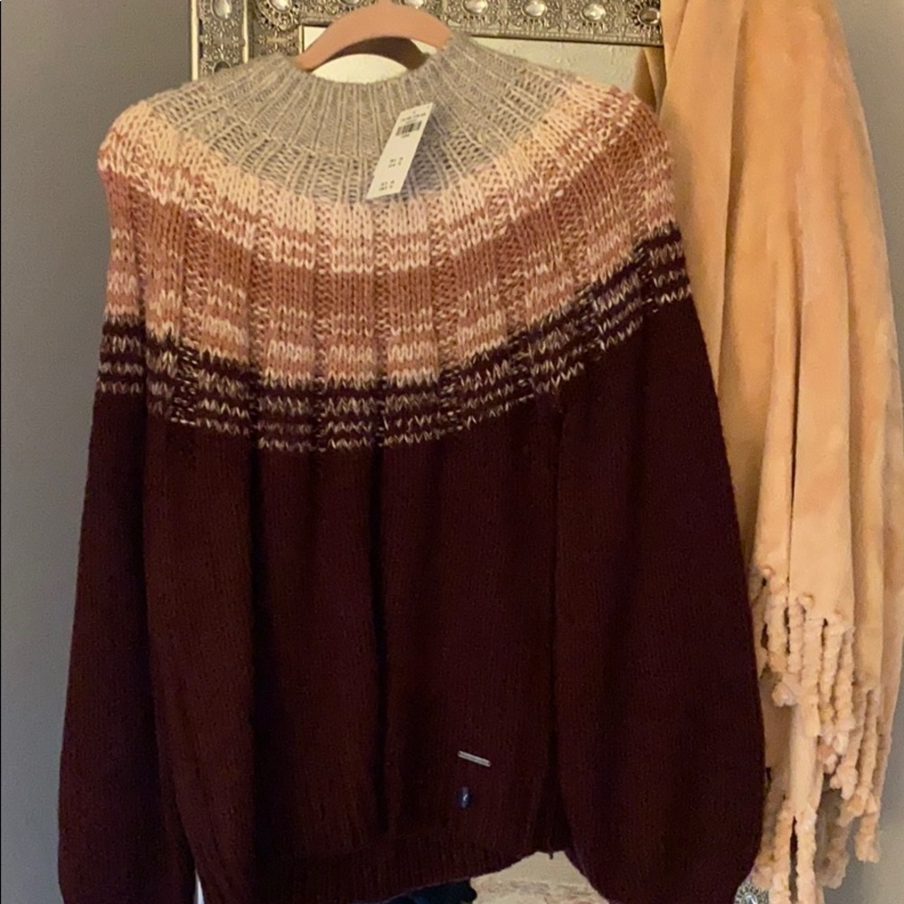 NWT Abercrombie Sweater